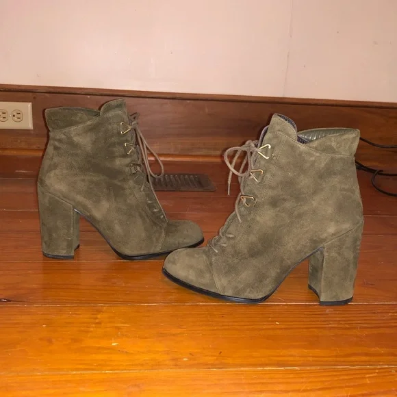 Stuart Weitzman Getgo Olive Suede Boots - Picture 6 of 8